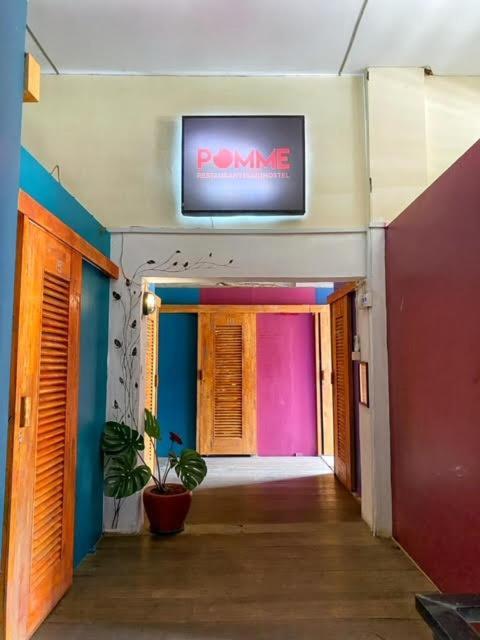 Pomme Restaurant & Bar - Private Sleeping * Battambang